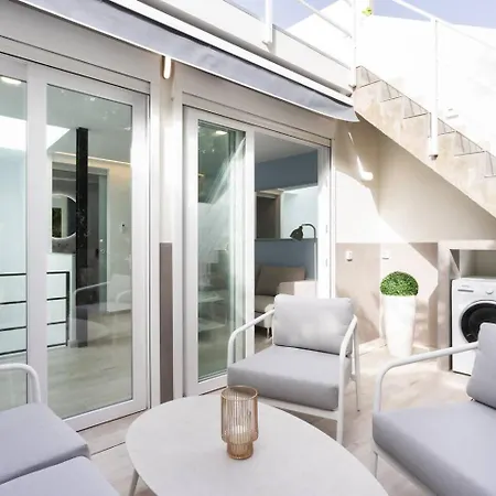 Sunnyland Teresitas House *