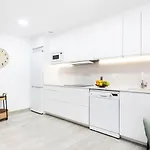 Sunnyland Teresitas House بيت للعطل *